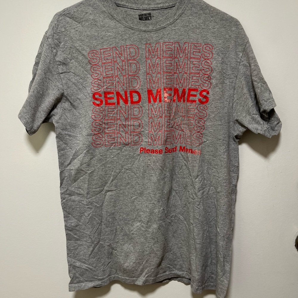 Hanes Gray T-Shirt with Red Graphic